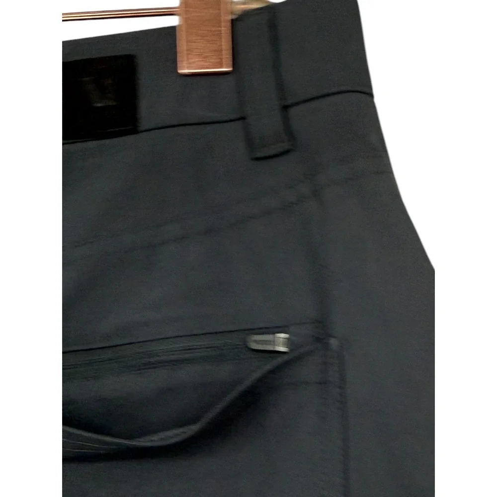 Vuori Men's Meta Pants Athletic Slim Fit 5 Pocket Performance Gray V430 Size 30